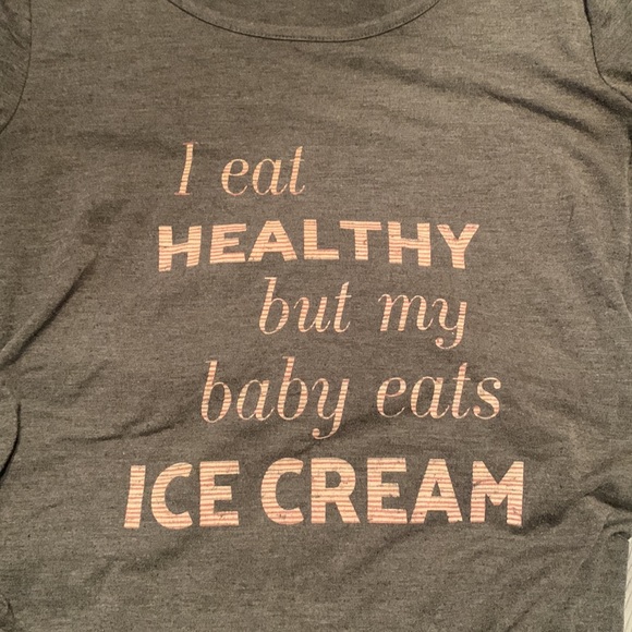 Maternity tee - Picture 2 of 4